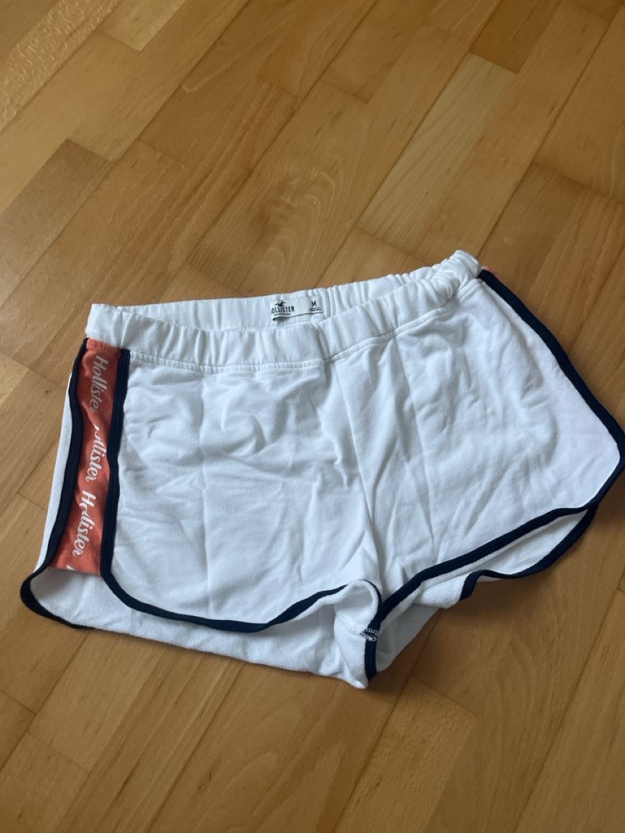 Hollister Hosen: Hollister Shorts – Gebraucht aus Bülach von SharonP01