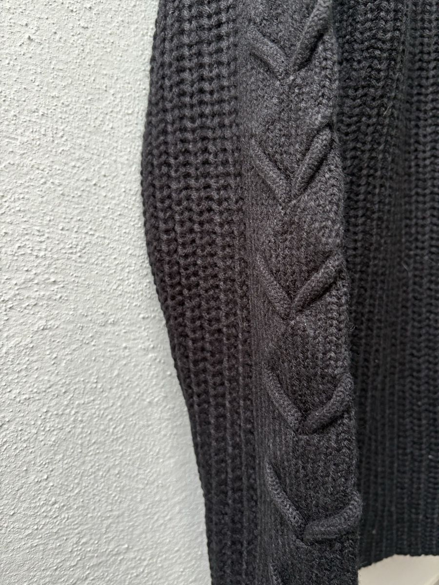 Pullover & Sweatshirts: VERO MODA Pullover, schwarz, Gr. XS, Zopfmuster – Gebraucht aus Dulliken von gab_jdr2 3