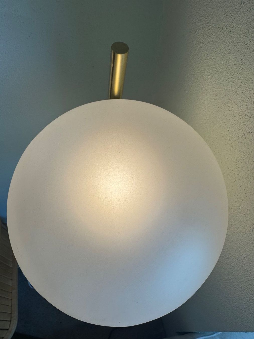 Westwing Lampes: Stehleuchte Westwing mit Steinsockel – D'occasion à Zürich par christof_23 1