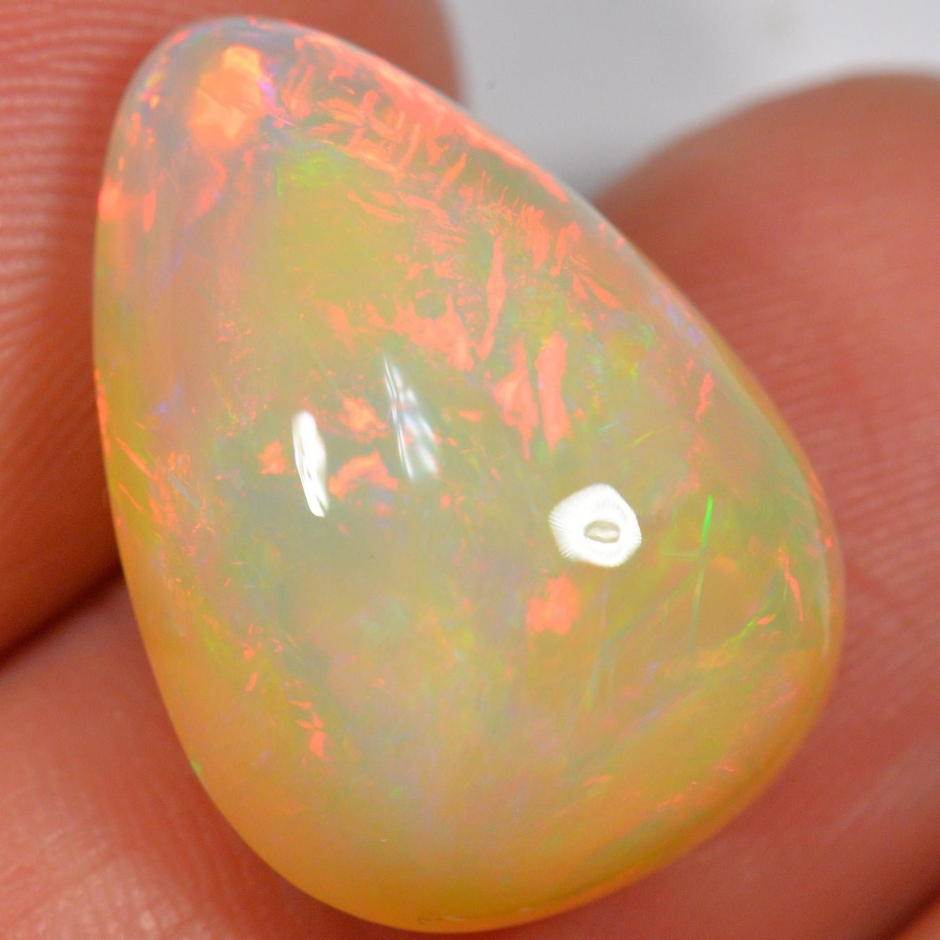 Edelsteine: 15.9 Karat - Schöner Äthiopischer Welo Opal – Neu (gemäss Beschreibung) aus Rüti ZH von DeinOpal