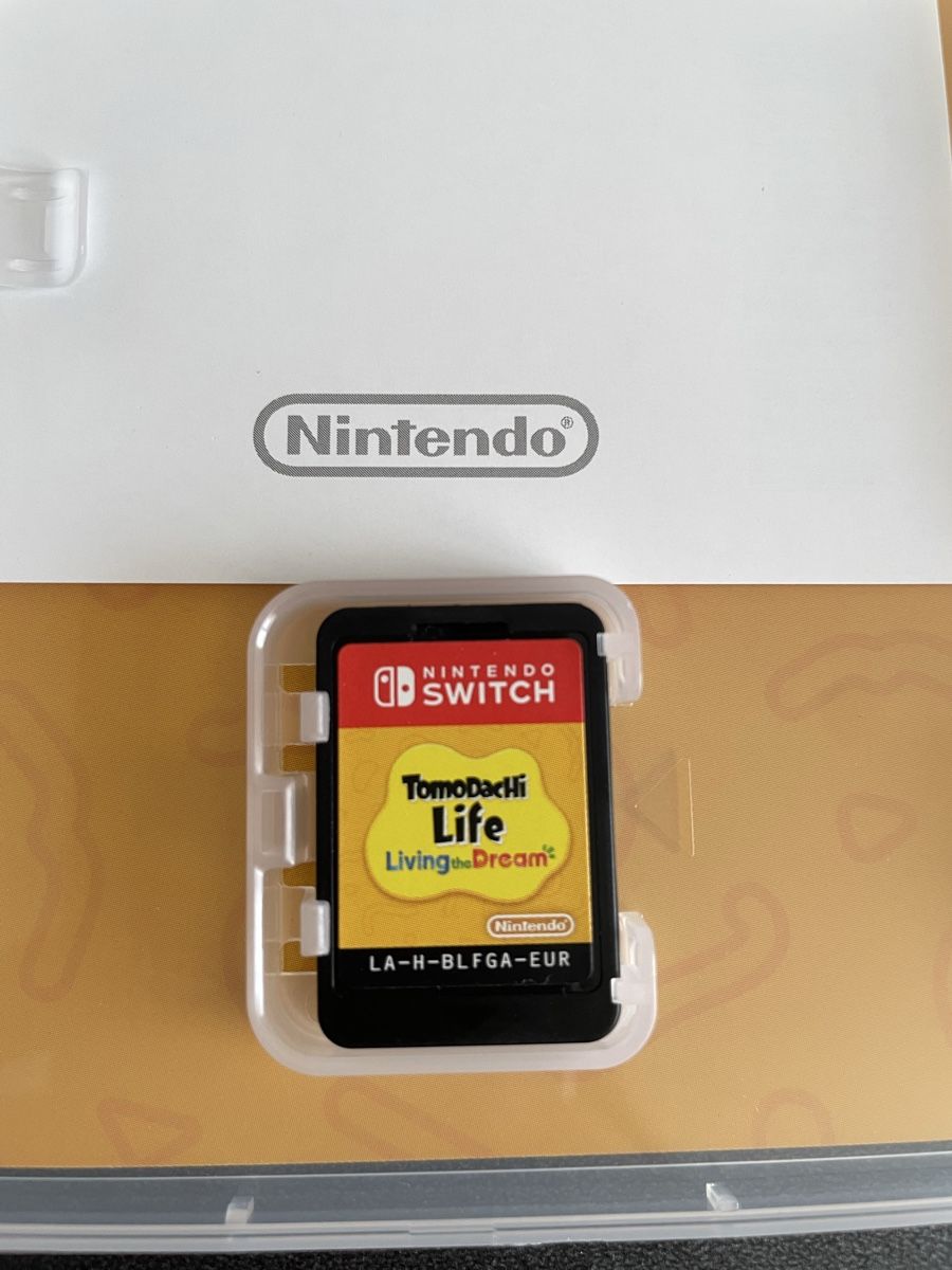 Nintendo Giochi: Tomodachi Life: Wo Träume wahr werden – Usato da Wolfenschiessen venduto da Ovomaltineguetzli 1