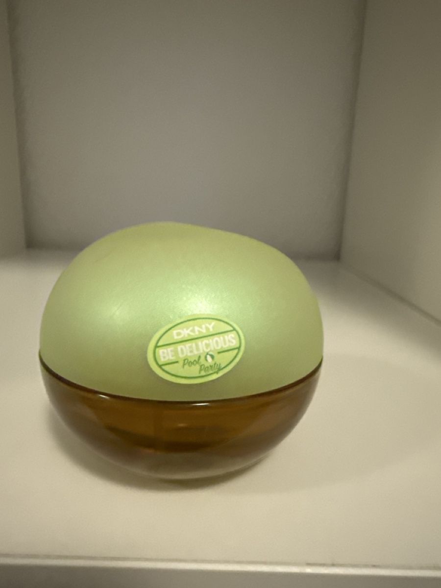 DKNY Profumi & Eau de Toilette: DKNY Parfüm – Usato da Würenlingen venduto da agn_xs7b