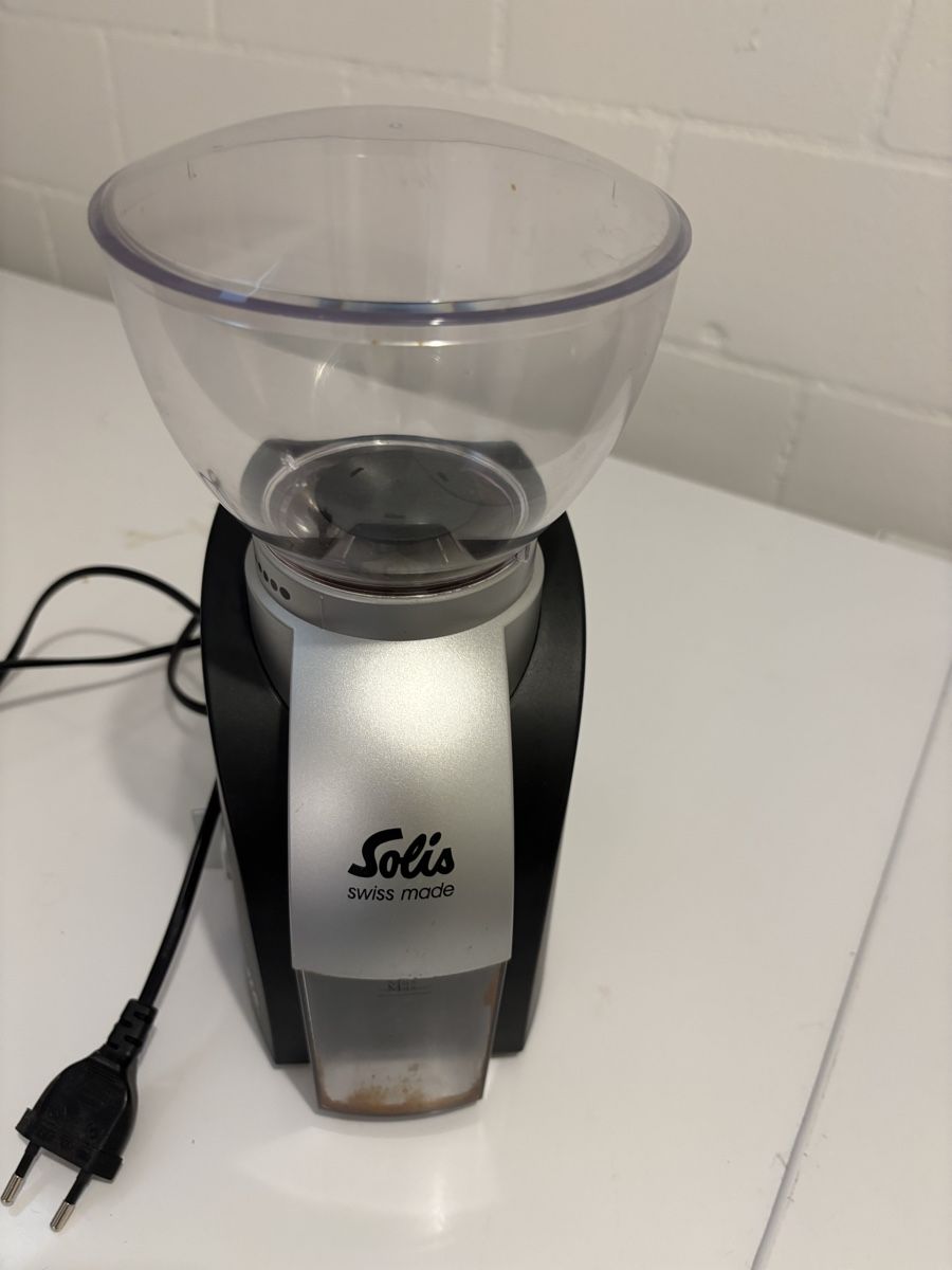 Solis Kaffeemaschinen & Espressomaschinen: Solis Kaffeemühle – Gebraucht aus Birrhard von Sharkno 1