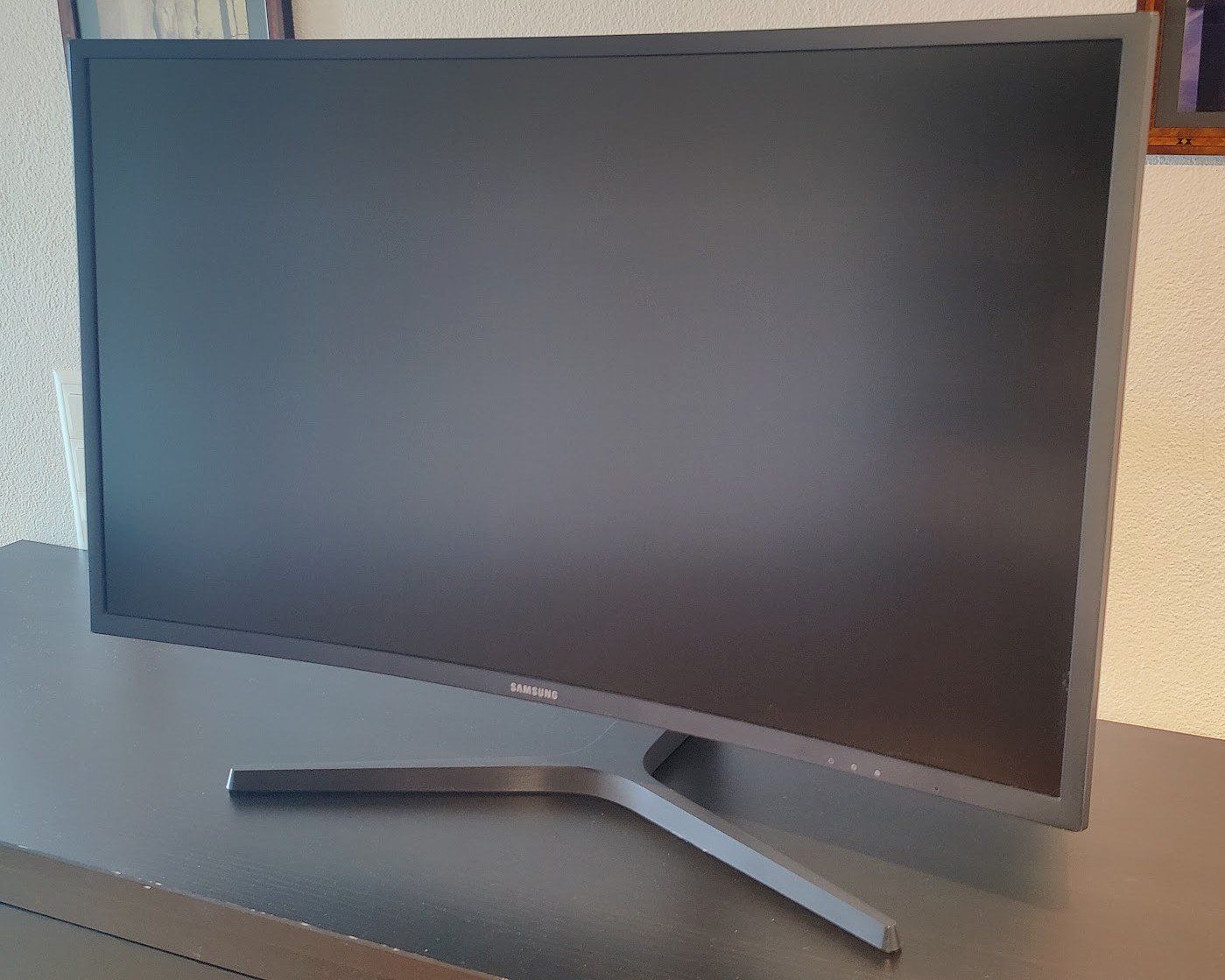 Monitor: Samsung 32" Monitor 2560 x 1440 Pixel – Usato da Zürich venduto da Best.Buy 1