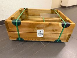 Carré potager Marguerite en bois nouveau dans emballage