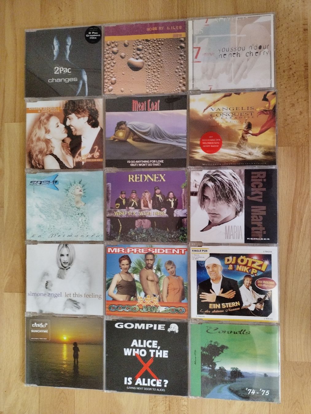 CD: CD Single Sammlung: 90er Hits – Usato da Pfyn venduto da Pb49