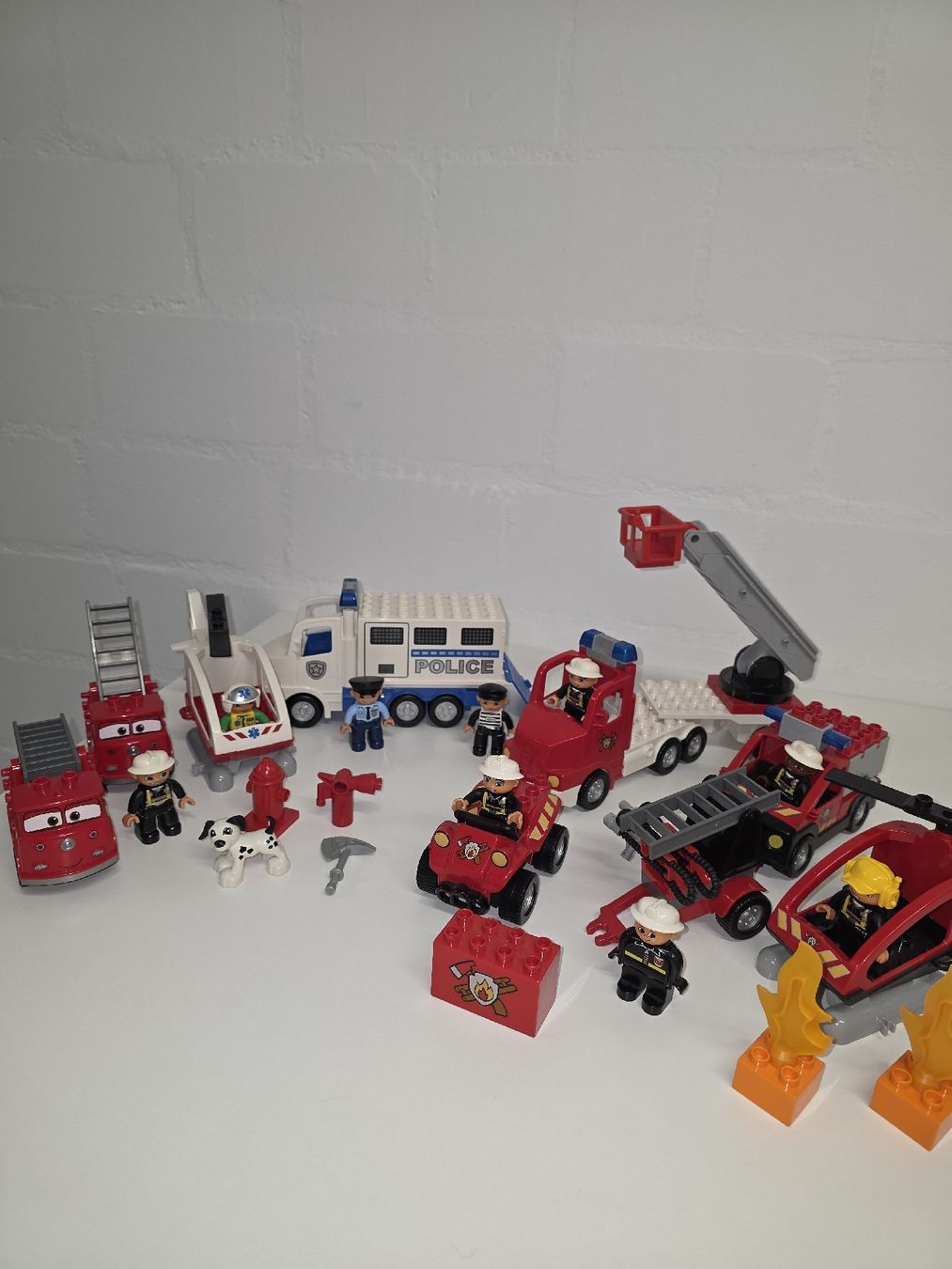 Lego Giocattoli: Lego Duplo Polizei / Feuerwehr – Usato da Arch venduto da Jamoa