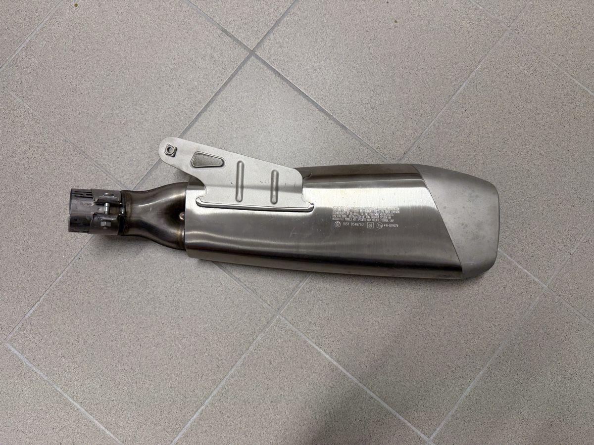 BMW Sistemi di scarico: Bmw s1000rr Originalauspuff – Usato da Thundorf venduto da Espressolungo 1