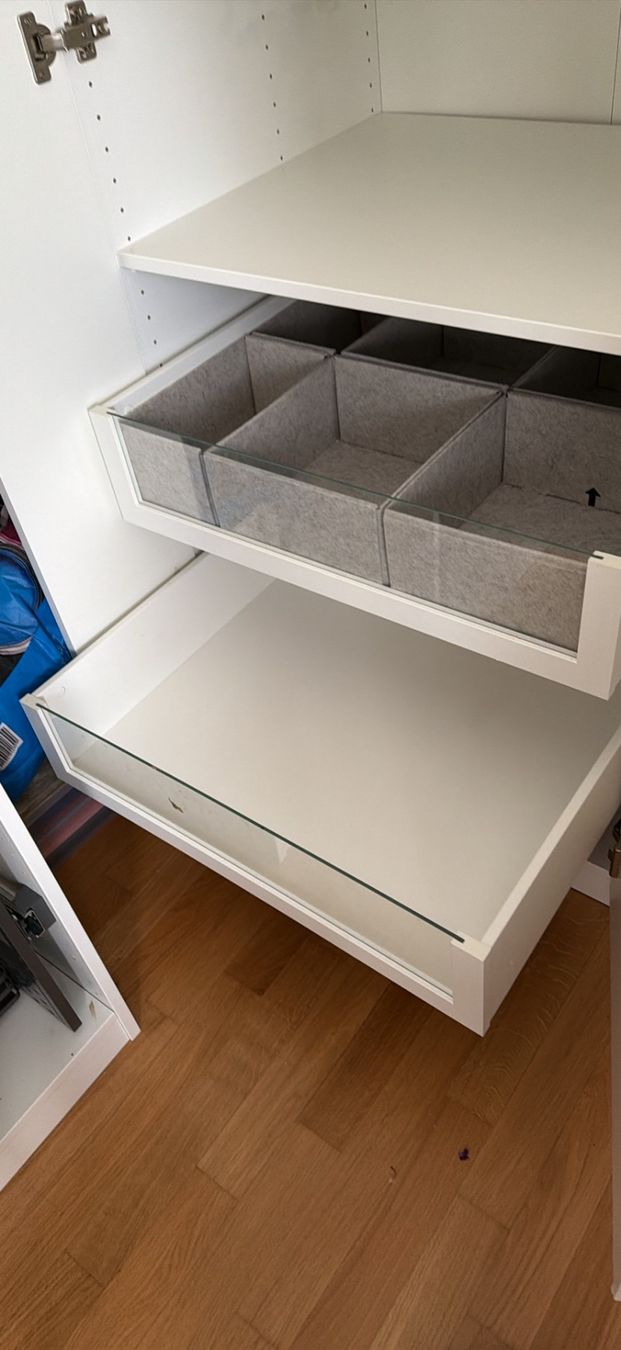 Ikea Armadi: 2 PAX Schränke, einjährig – Usato da Uetikon am See venduto da tho_spw7 2