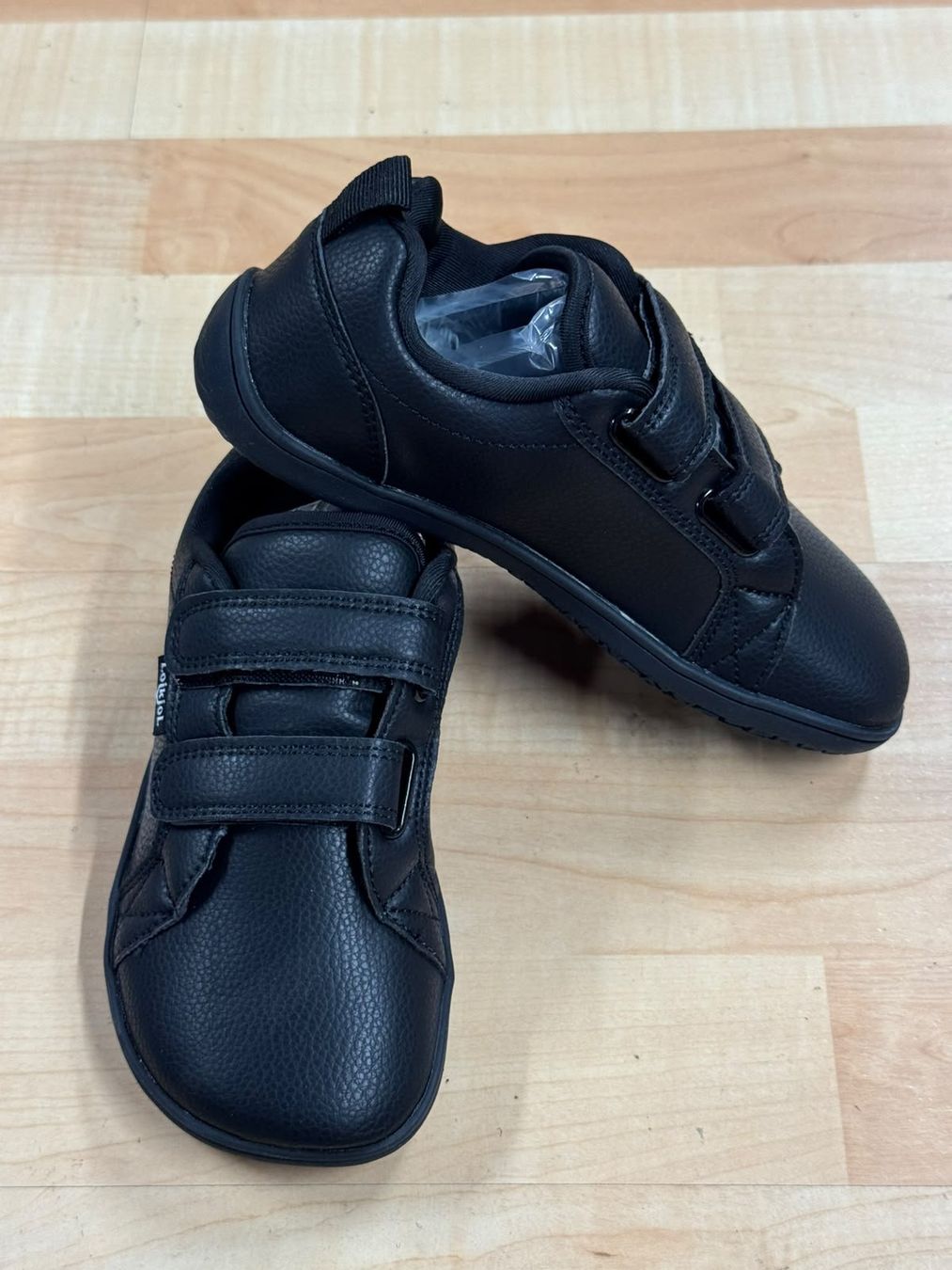 Chaussures garçon: LoikioL Kinderschuhe – D'occasion à Aristau par SwissVolts_Akkus 1