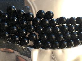 Antike ONYX-Kugeln.