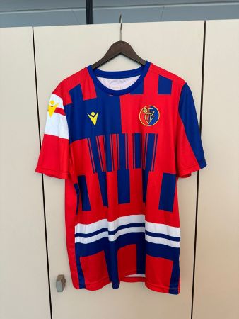 FC Basel Trikot XXL Macron – „Sali zämme!“ Special Fan Ed.