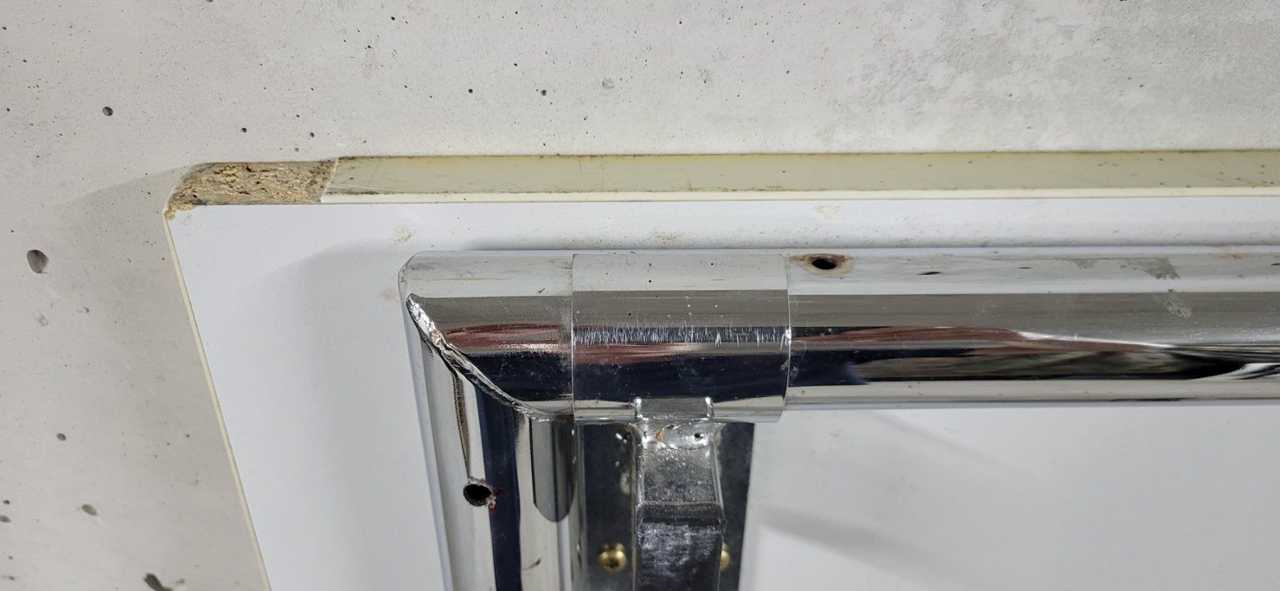 Tische: Arbeitstisch massiv mit Klappbeinen – Gebraucht aus Zürich von timbuktu03 9