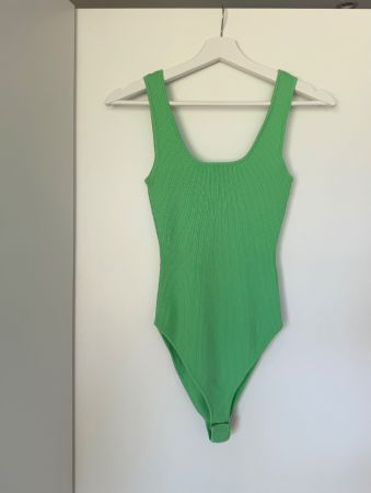 Zara Oberteil grün