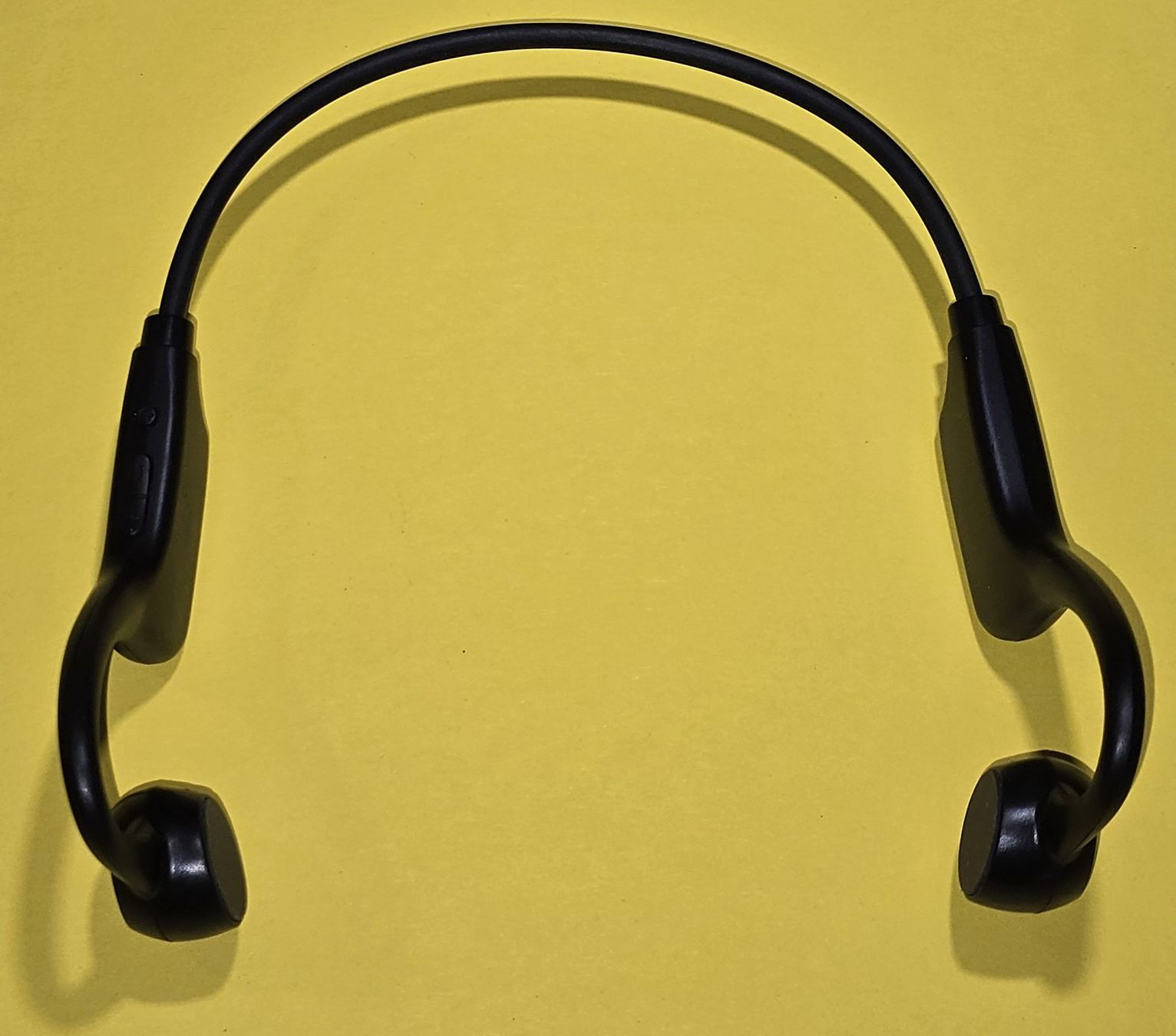 Cuffie: Headset mit 8h Laufzeit, Neu, On-ear, getestet – Nuovo (secondo la descrizione) da Azmoos venduto da johanoes 1