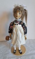 Nostalgische Künstlerpuppe im Landhausstil