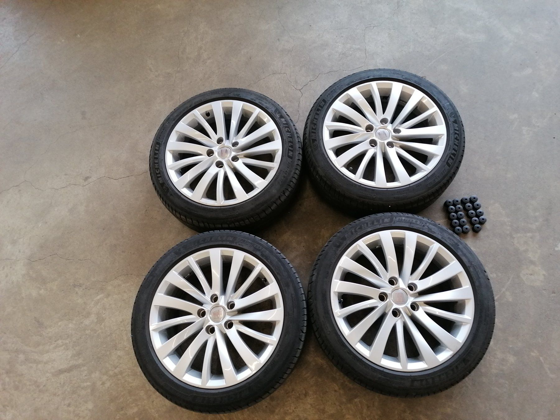 Seat Pneumatici & Ruote complete: Original Seat Alufelgen – Usato da Bremgarten AG venduto da ros64
