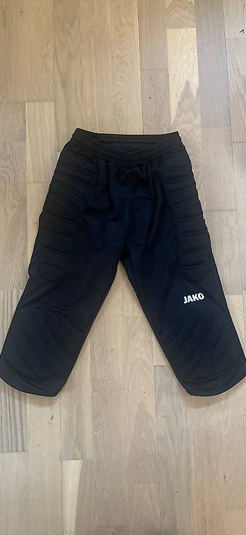 Jako Hosen: Short de gardien Jako 3/4 taille 140 – Gebraucht aus Grandson von micha40