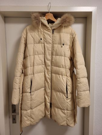Winter-Daunenmantel, beige, Gr. 46, mit Gürtel