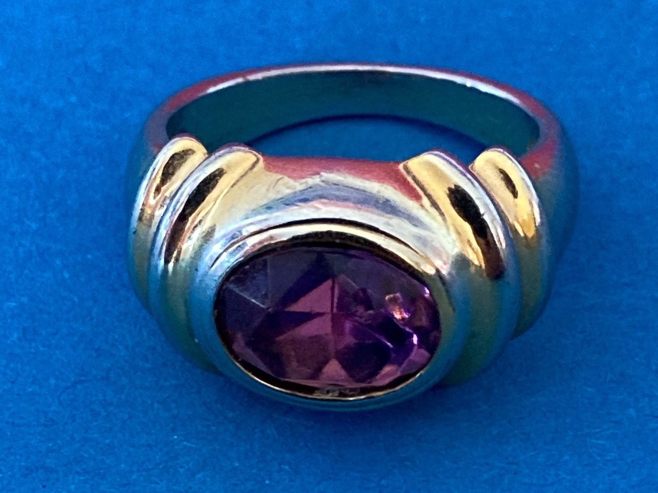 Anelli: Vergoldet / Violett Ring – Usato da Laufen venduto da Trendmarket 1