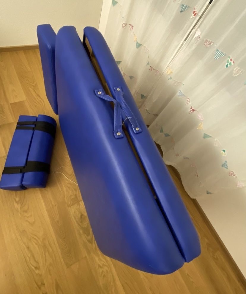 Lettini & sedie per cosmetici: Professionelle Massageliege von KlapTsu – Usato da Zürich venduto da Unique2400 7