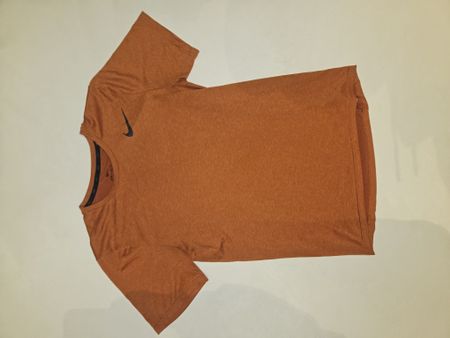 T-shirt Nike Dri-FIT orange taille S