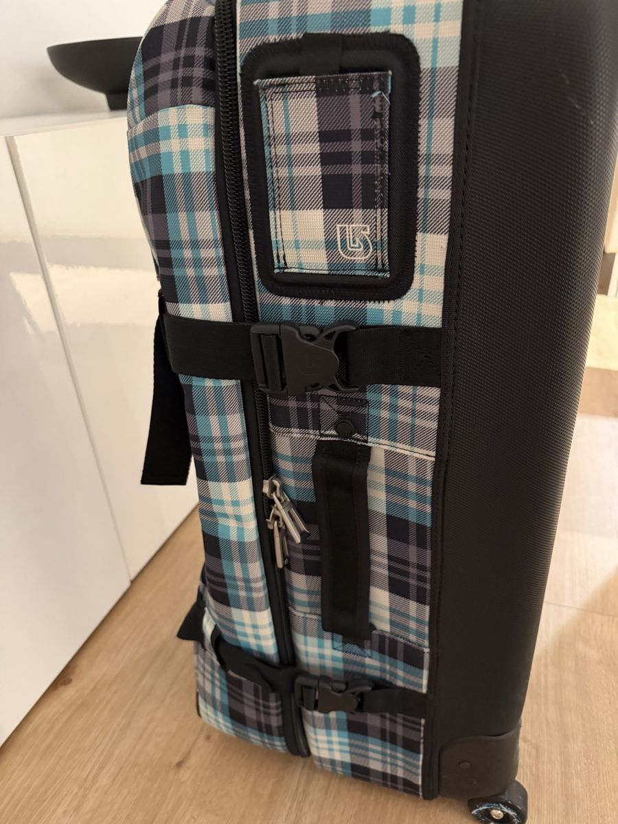 Valises & Sacs: Burton Rolling Suitcase – Neuf (Voir description) à Muttenz par c.car 5