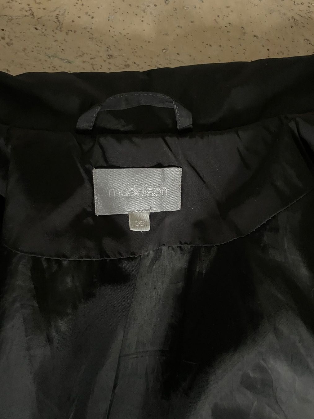 Jacken: schwarze maddison Jacke Übergang Gr 36 – Gebraucht aus Volketswil von n_r_5gdf 5