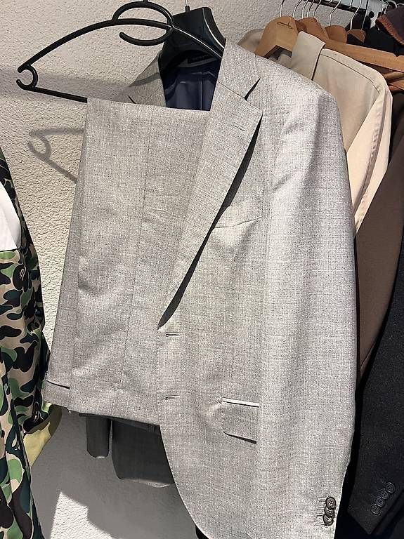 Anzüge: Suitsupply Anzug Hellgrau 94 – Gebraucht aus St Gallen von rub_gk9g