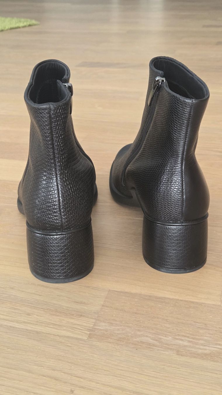 Ecco Scarpe da donna: ecco Leder-Stiefelette Gr. 39 – Nuovo (secondo la descrizione) da Interlaken venduto da Igu7 3