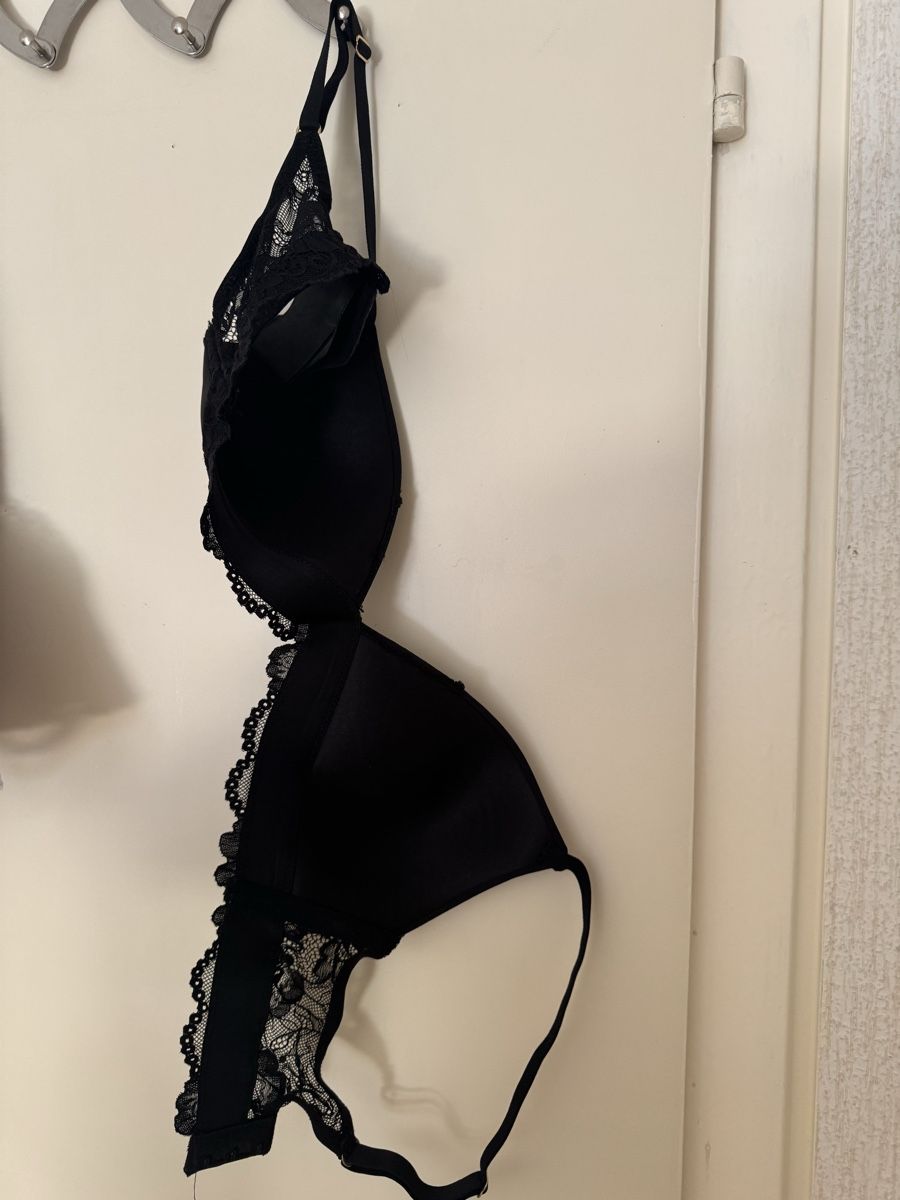 Sonstige Unterwäsche: Bh – Gebraucht aus zürich von fufinini4