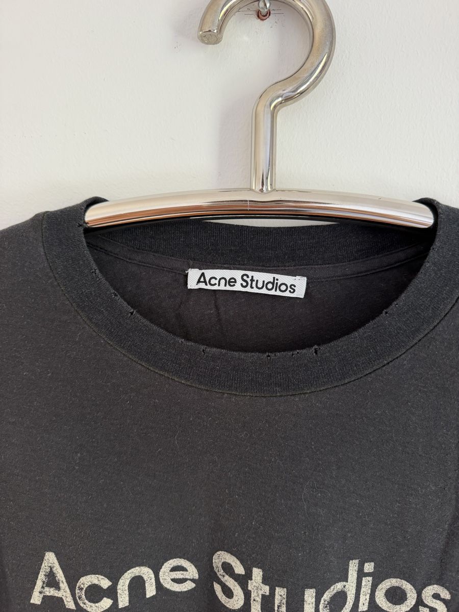 Acne Studios T-shirt: Acne Studios 1996 Longsleeve – Usato da Gordola venduto da lance235 2