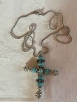 Kreuz Kette mit Tuerkis und Sterlingsilber