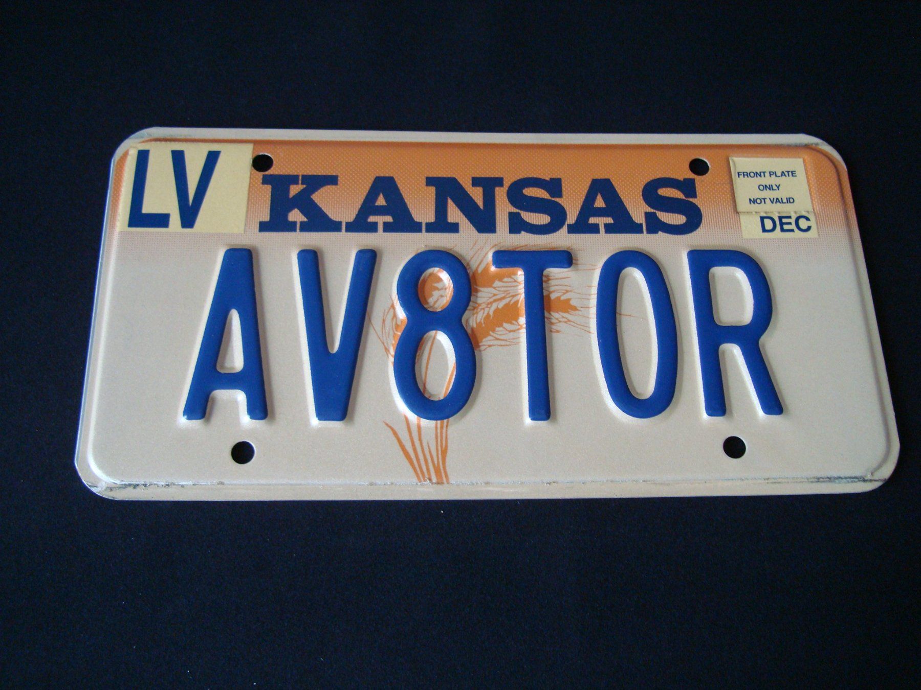 Ecriteaux: KANSAS AV8TOR – D'occasion à Scherz par 5246