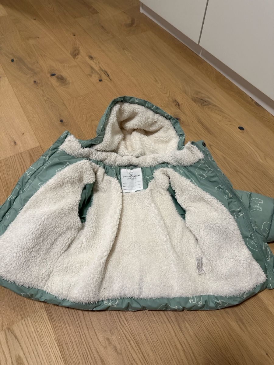 Vestes & Manteaux: 2 Winterjacken mit 1 Winterhose Gr. 86/92 – D'occasion à Affeltrangen par admar 2