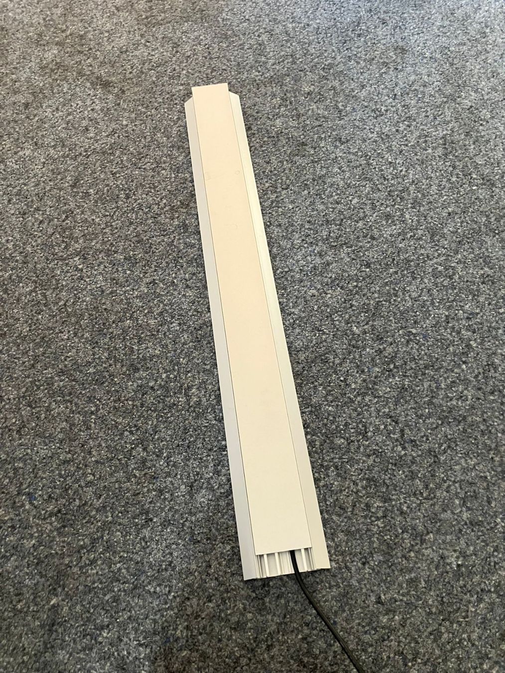 Tappetini fitness: Aufbodenkanal Floortrack Hager 1,5 Meter – Nuovo (secondo la descrizione) da Bassersdorf venduto da alu_ps66