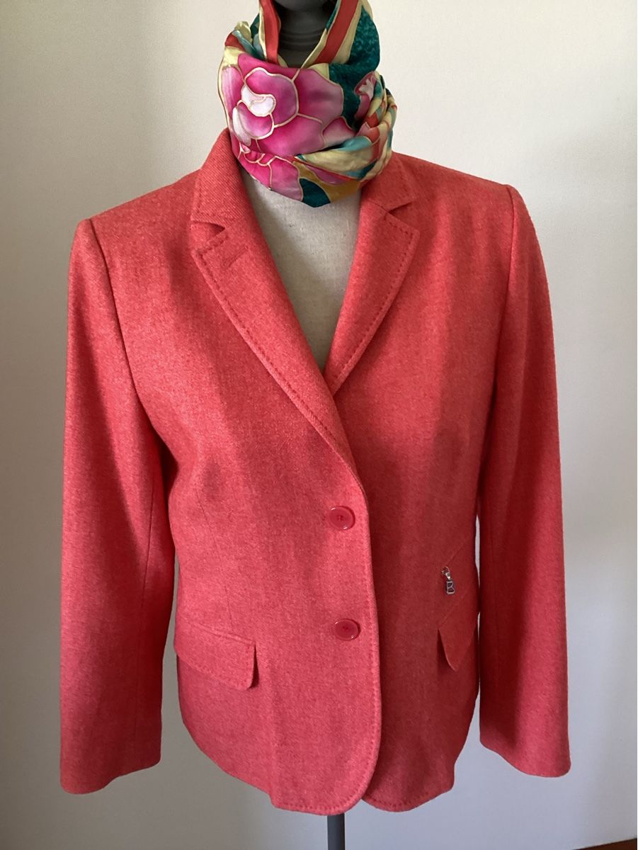 Bogner Giacche: Bogner, Damenblazer, Gr. 40 – Usato da Salenstein venduto da Esprit57