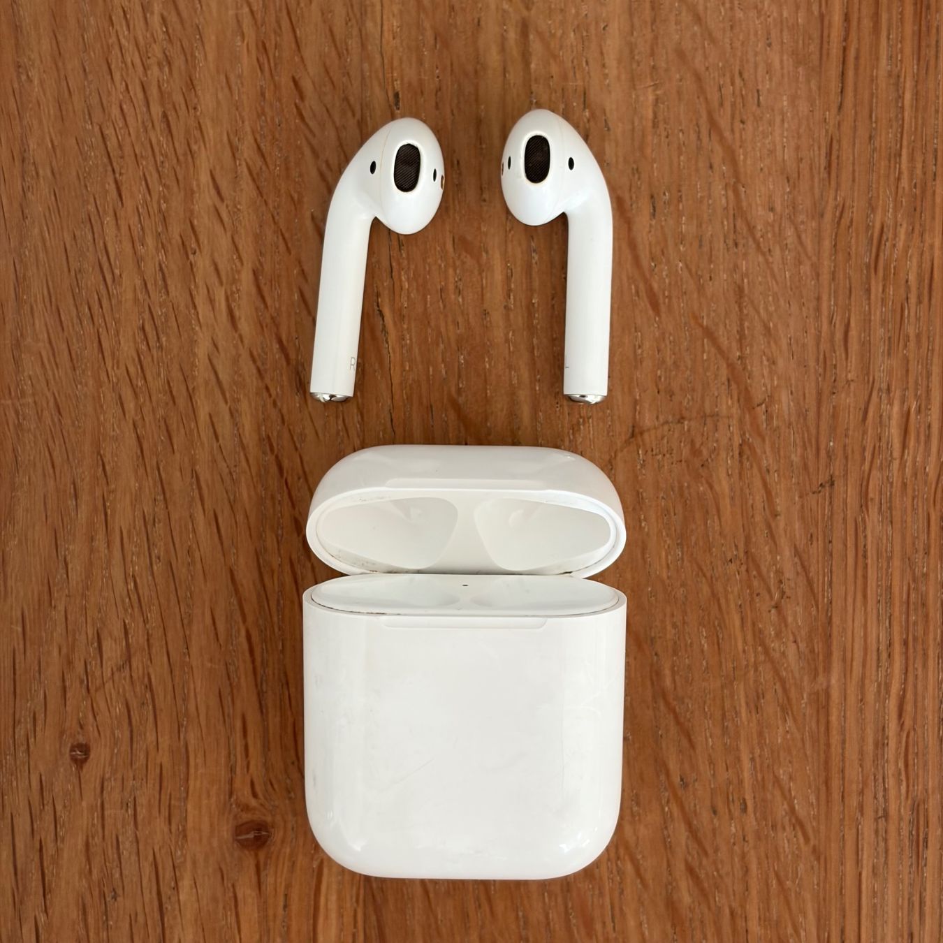 Apple Kopfhörer: Apple AirPods 2 – Gebraucht aus Thun von SS147 1