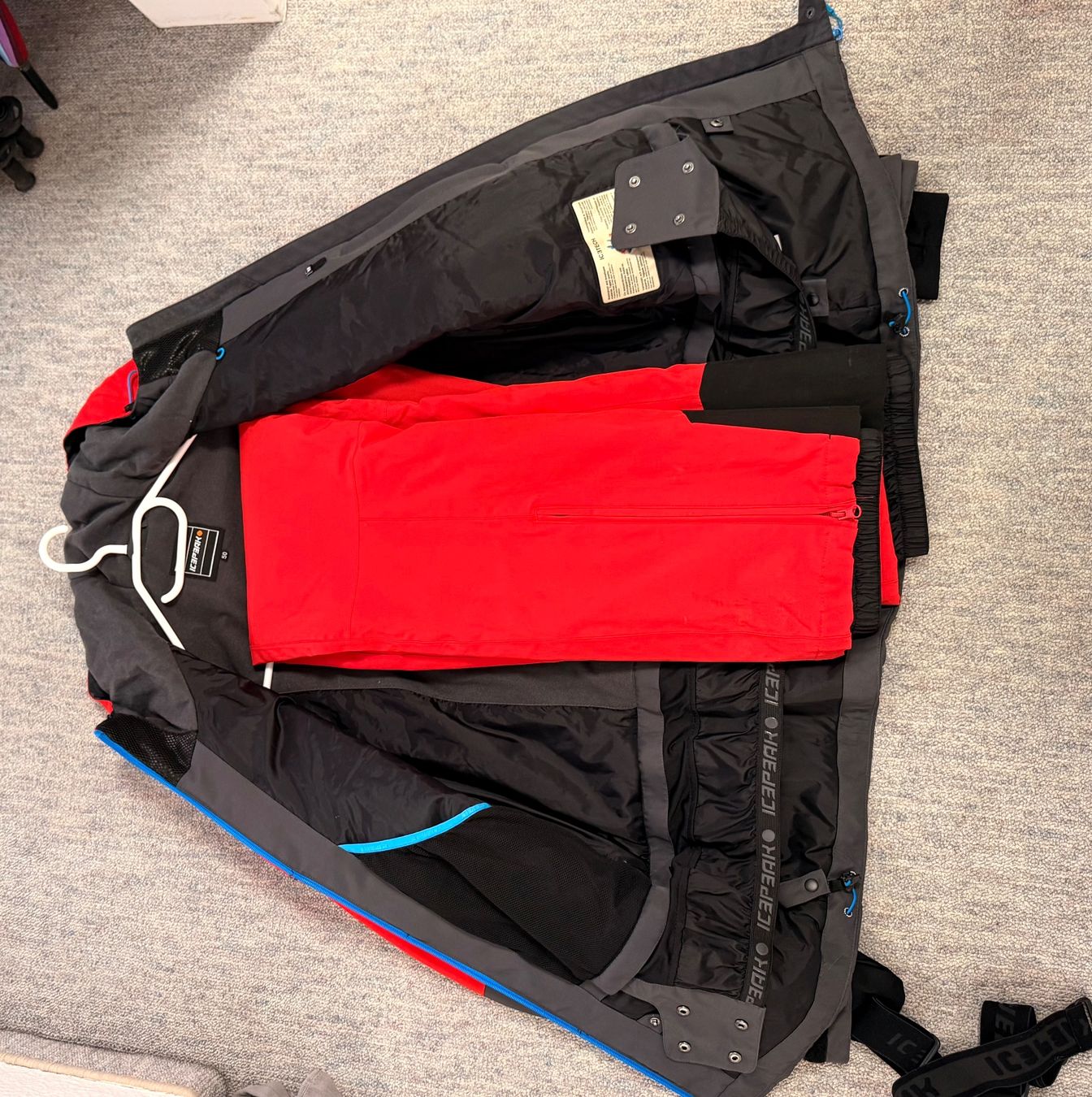 Icepeak Lotti di vestiti: Skianzug – Usato da Unterägeri venduto da bas_rz62 1