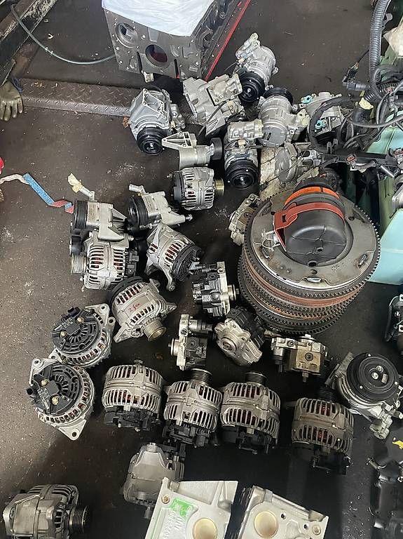 Motori: Schnäppchen Iveco Teile – Usato da Naters venduto da brunteles