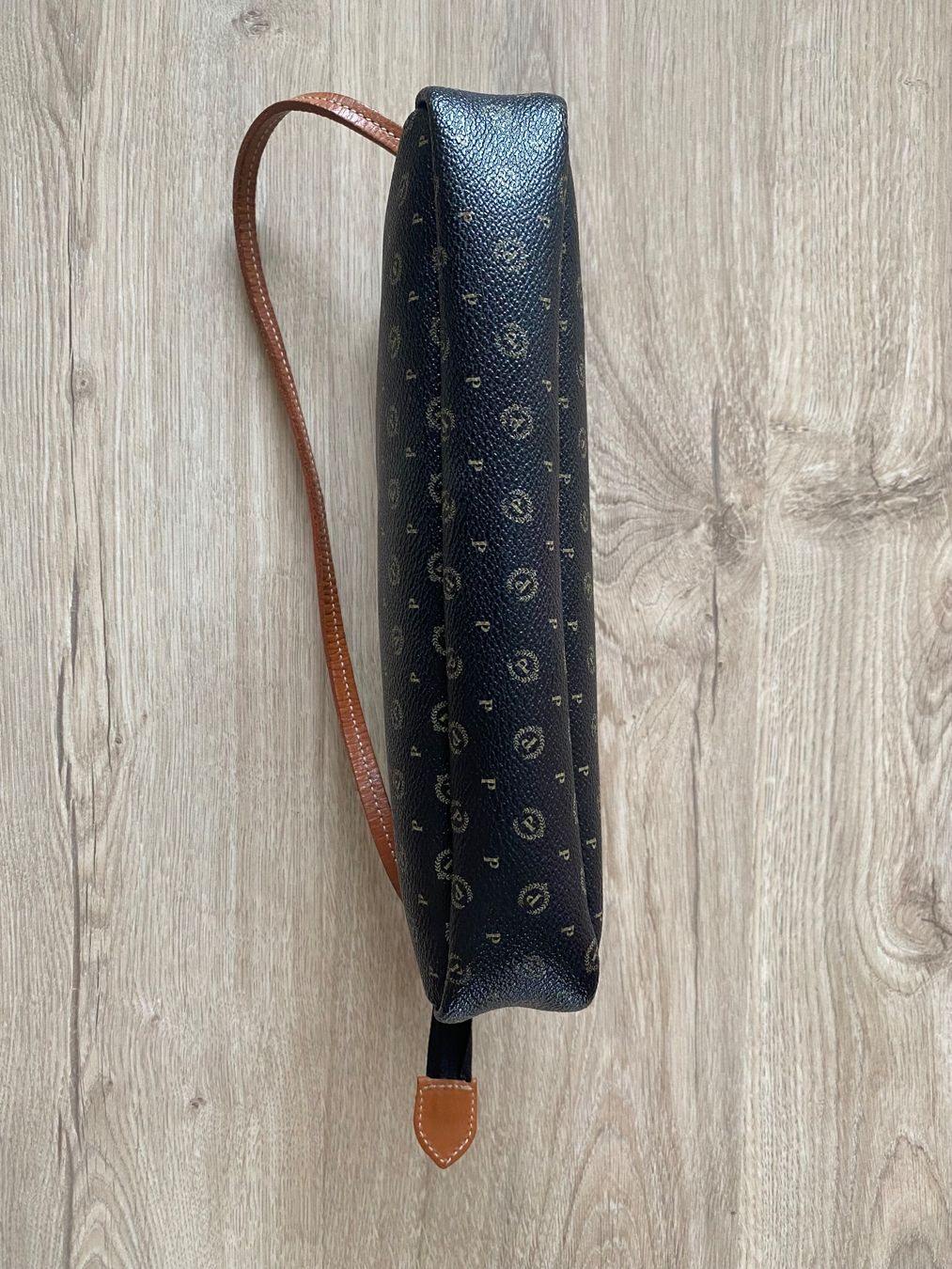 Borse da donna: Pochette Pollini monogramma con dust bag originale – Usato da Murten venduto da Moisa 6