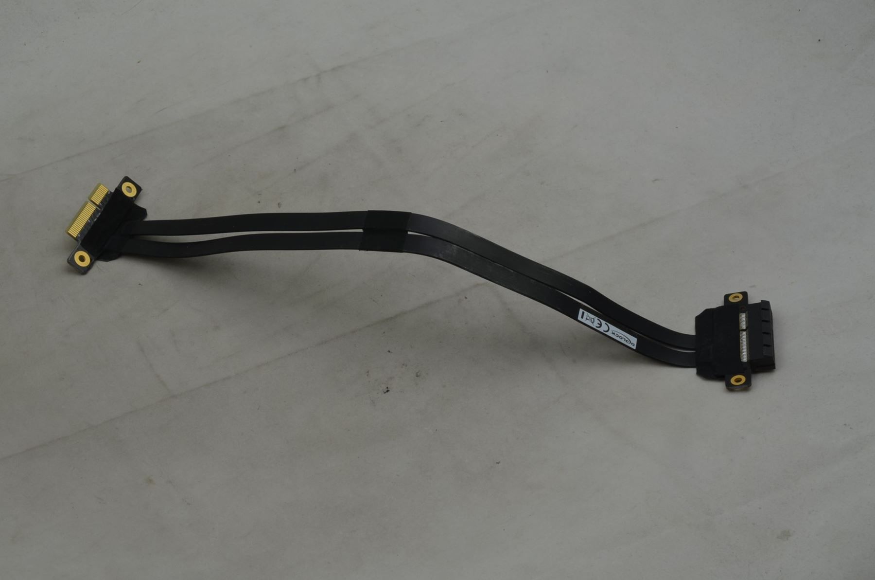 Altro per computer & reti: PCI Express x4 Riser Kabel – Nuovo (secondo la descrizione) da Buchs AG venduto da SellAndBuyX