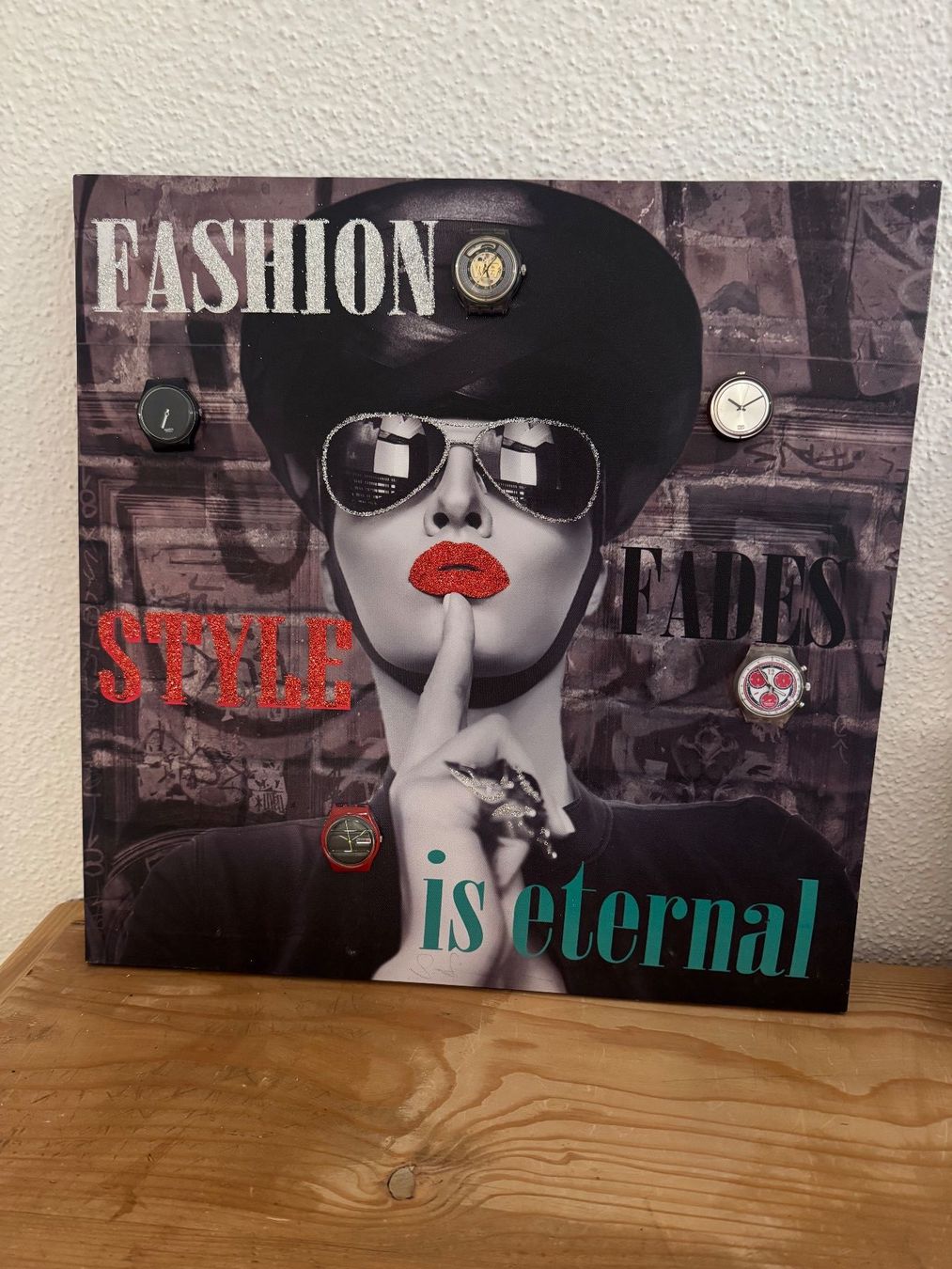 Foto & Immagini: Leinwandbild mit Swatch Uhren – Usato da Rüti ZH venduto da Christy10