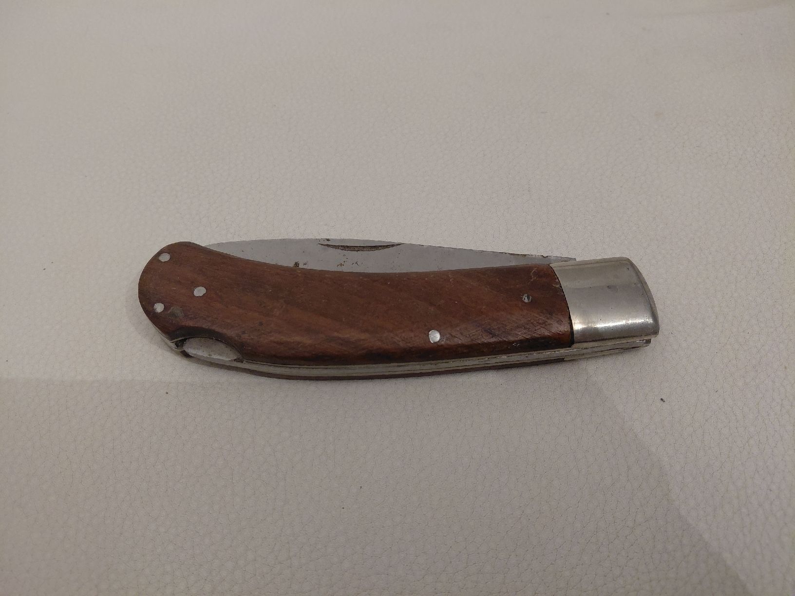 Taschenmesser: Klassisches Taschenmesser mit Holzgriff – Gebraucht aus Belp von mar_76s8 3