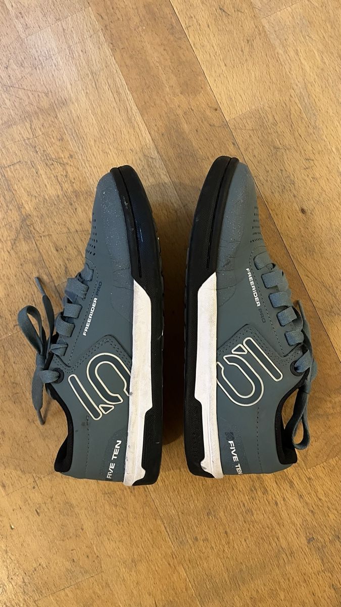 Five Ten Scarpe da donna: Bike Schuhe Five Ten – Usato da Obfelden venduto da car_z7m6 1