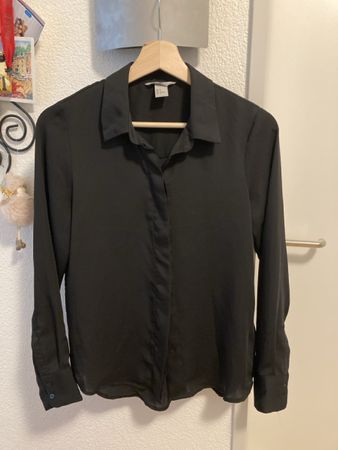 Schwarze Bluse neuwertig