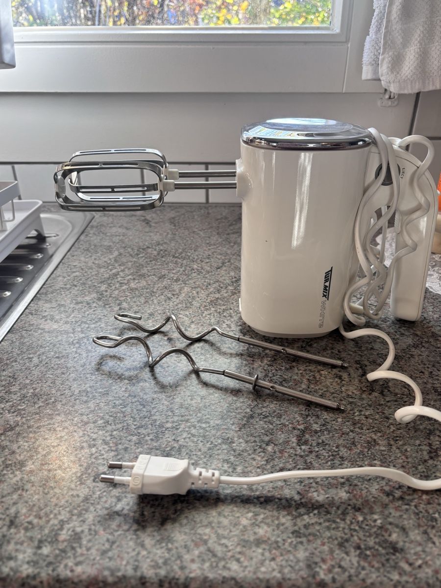 Turmix Küchengeräte: White Hand Mixer  – Gebraucht aus Boll von stellabee 1