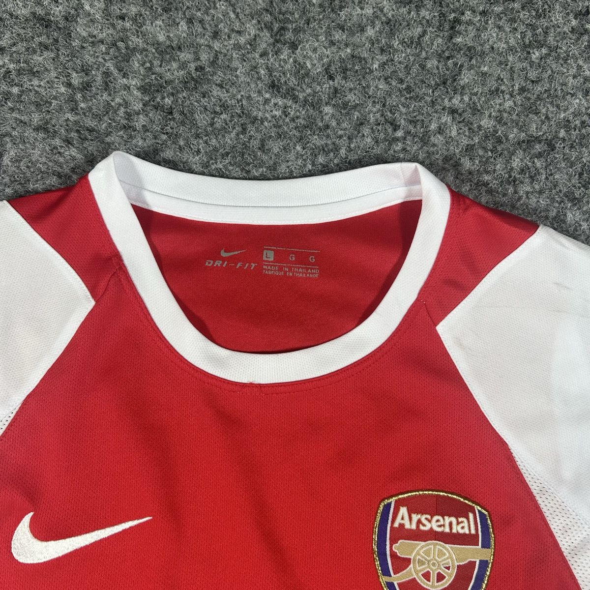 Arsenal Canottiere & Pantaloni: 2002/2004 arsenal Longsleeve jersey – Usato da La Sagne NE venduto da Matlasape 1