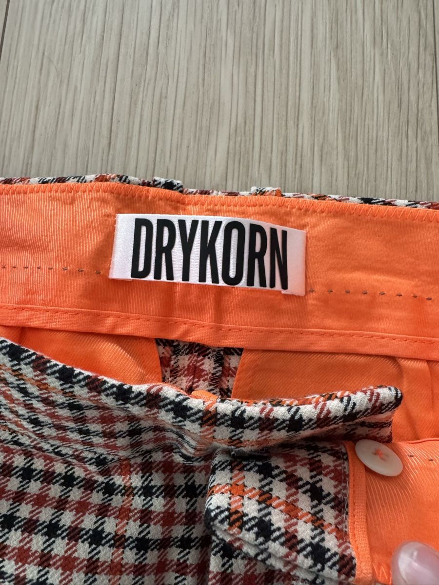 Drykorn Pantaloni: Drykorn Hose gr 29 – Usato da Bünzen venduto da Magdalena.K 1