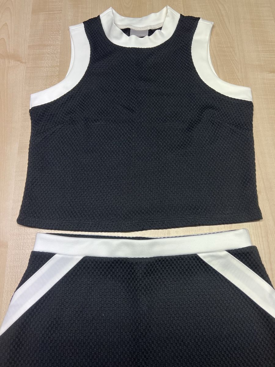 Vero Moda Röcke: 2-teliges Set Jupe und Oberteil NEU – Neu und originalverpackt aus Niederuzwil von viv_8zxc 1